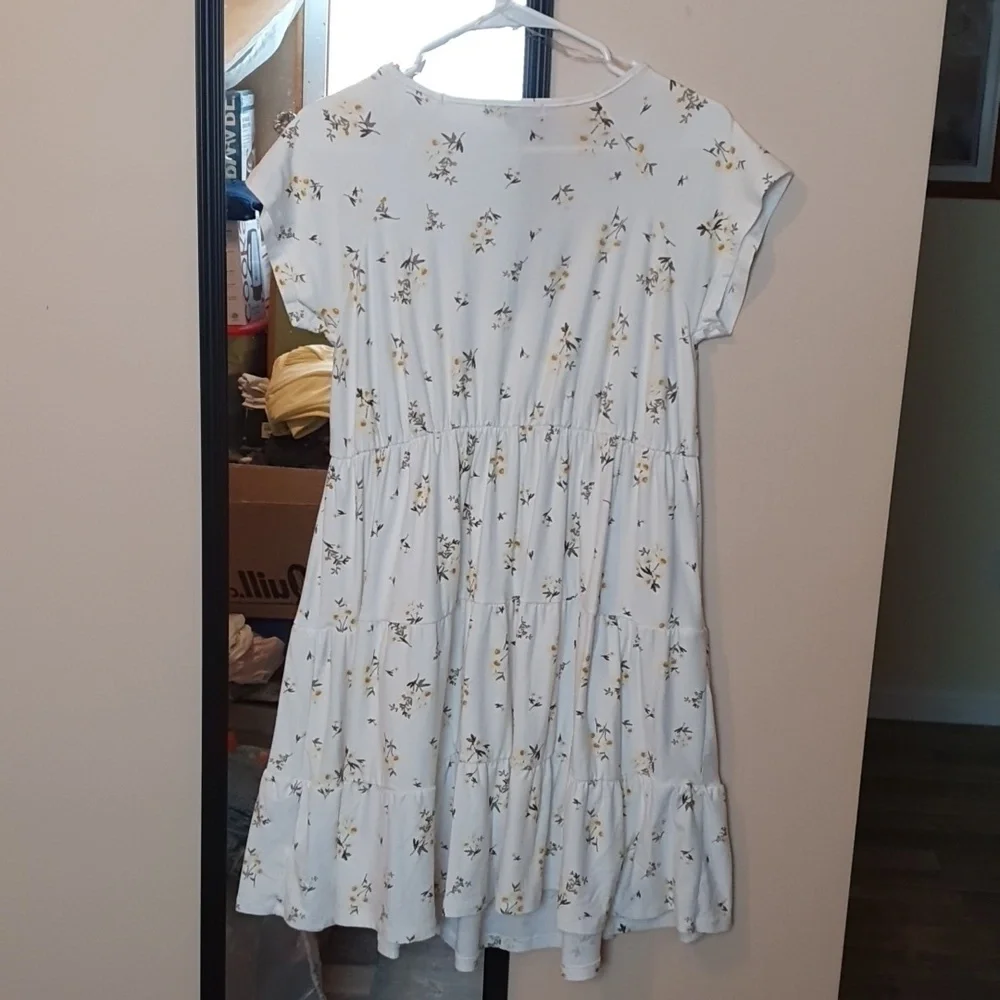 ๐ Floral Summer dress *HOST PICK* - Picture 4 of 4